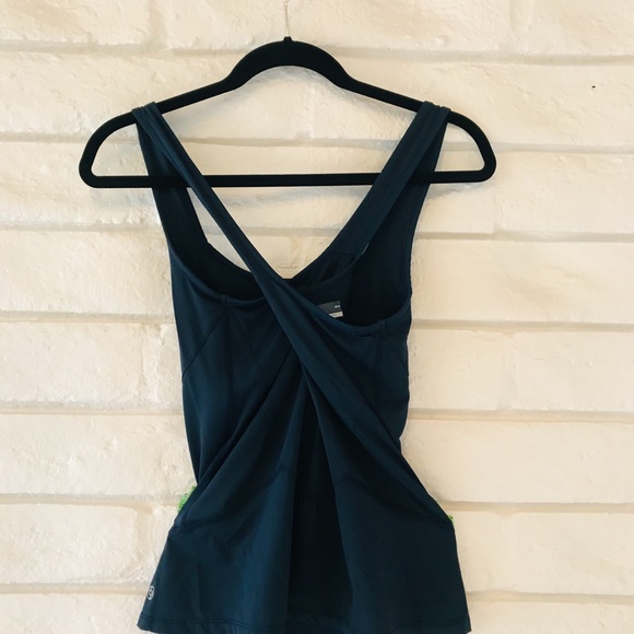 Lija athletic top - Picture 3 of 3